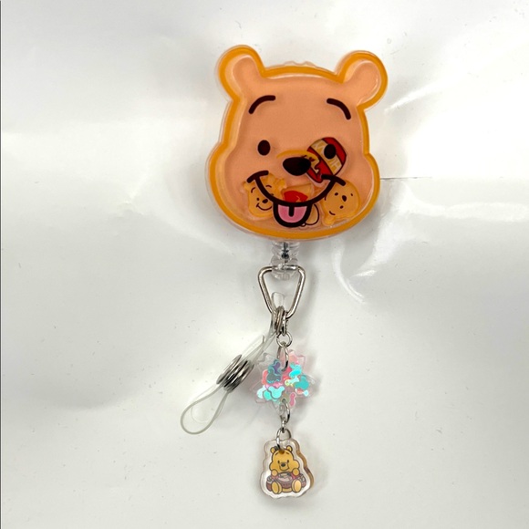 New Cute Winnie the Pooh Bear shaker Badge Reel with custom charms - Picture 1 of 1